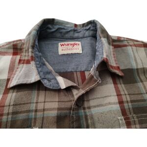 Wrangler Authentics Plaid Flannel Shirt Button Up Brown Red Mens Size Medium SEE
